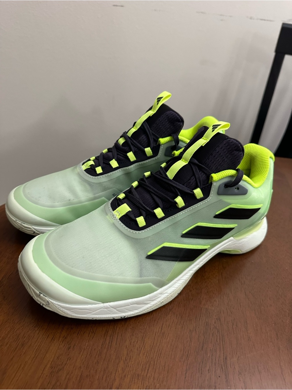 Adidas AVACOURT 2 Women’s Tennis